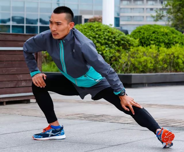 李子成的"鞋里乾坤"