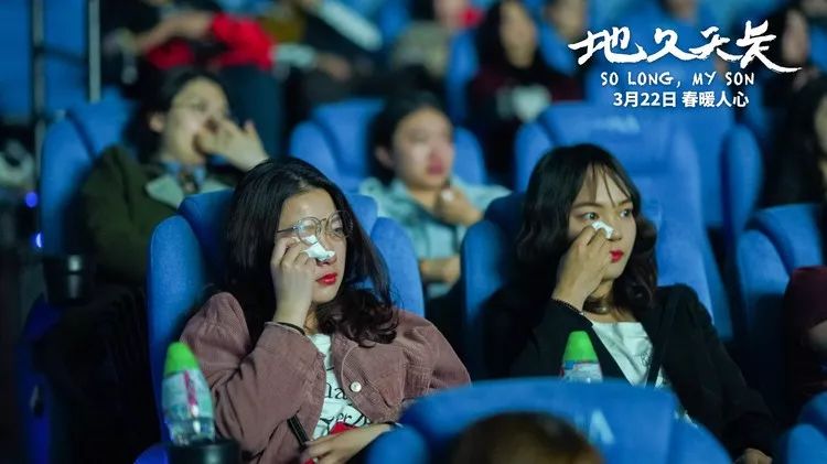 李盾导演热评:"我自己的电影都没有这么哭过,用完了一包纸巾!