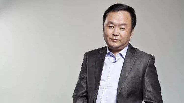 专访导演高希希:观众多元化,创作不是“一道菜谱”能解决的问题|高希希|主旋律|沙海老兵_新浪新闻