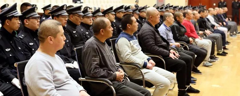 刚刚,张志勇重大涉黑案一审宣判,同案被告41人