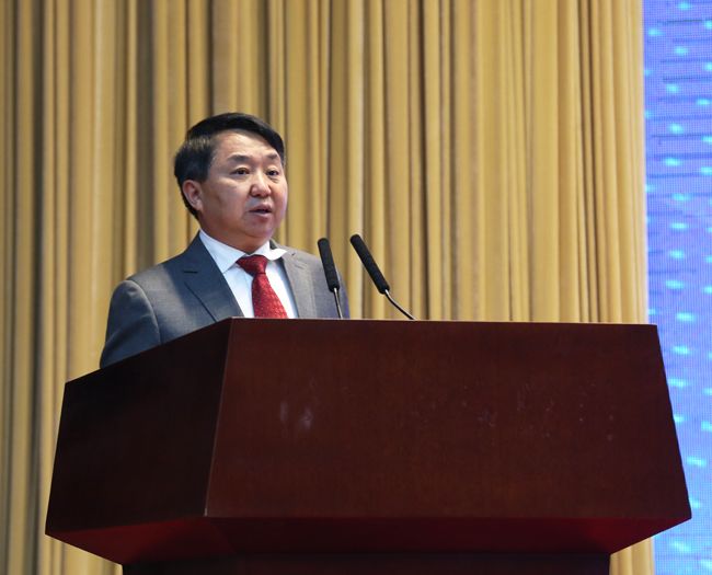 罗文出席2018年世界标准日主题活动