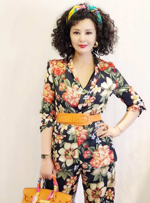 的"婆婆妈妈"田岷曾经因《咱们结婚吧》中成功饰演柳岩的妈妈蓝彩萍