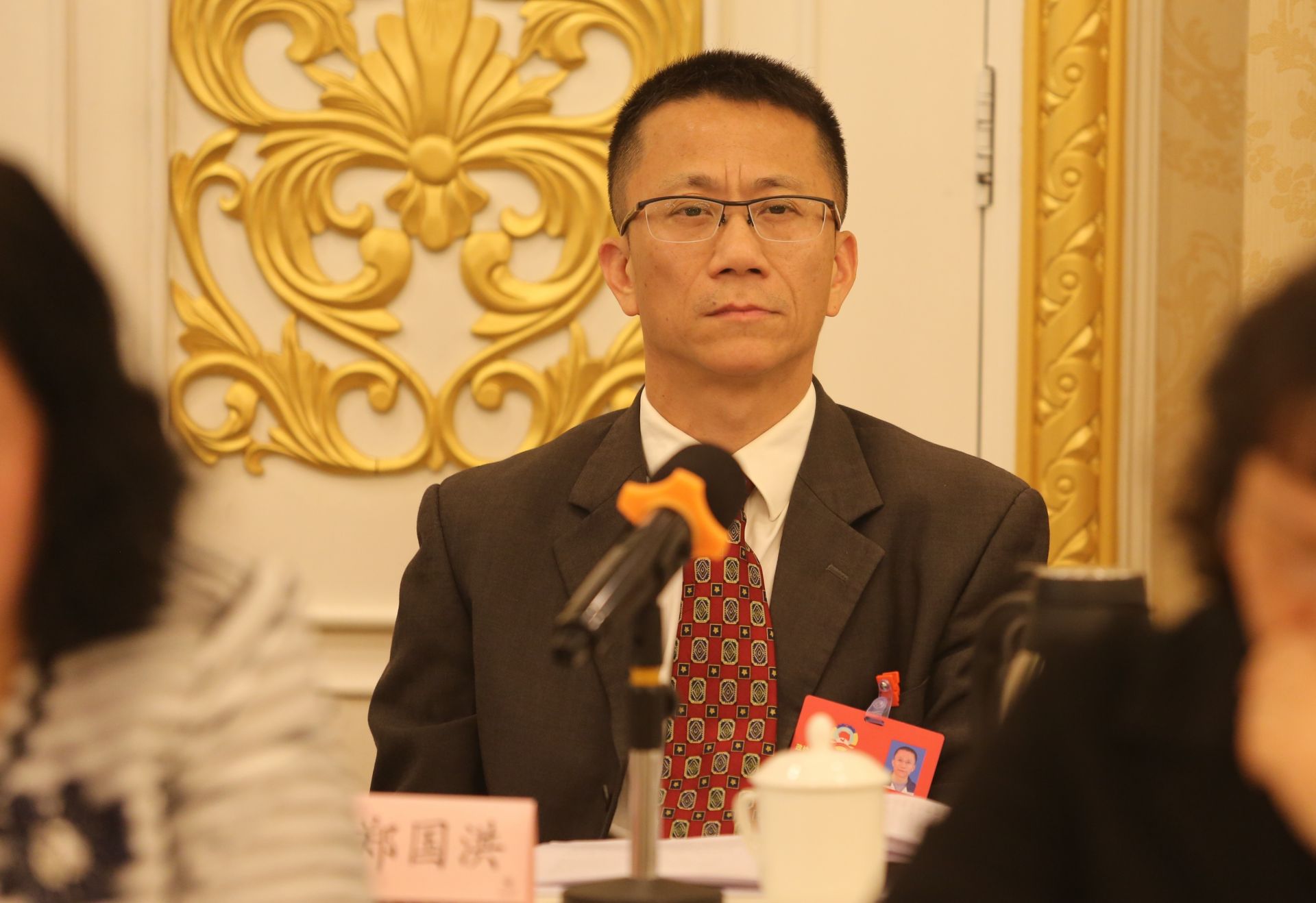 广东两会住莞省政协委员郑国洪加快推动大湾区养老服务体系建设