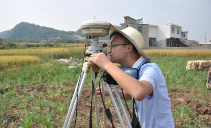 没有专业的测量仪器,通过手机如何来丈量农村土地的亩数?