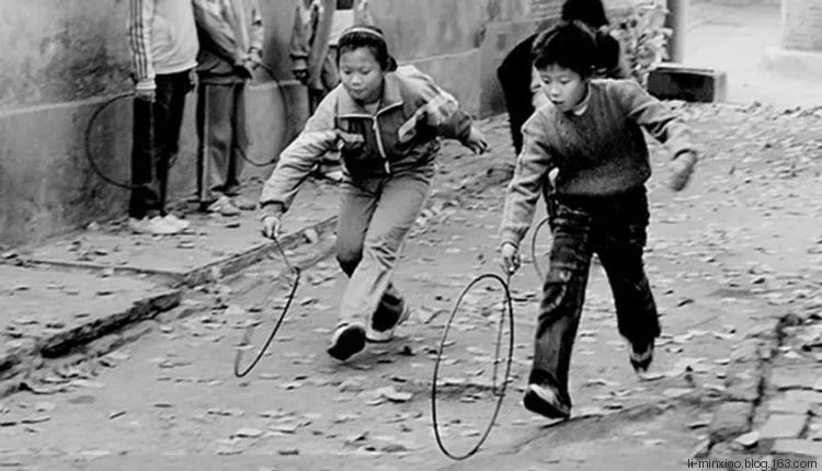 一张图测出你的"年代系数"