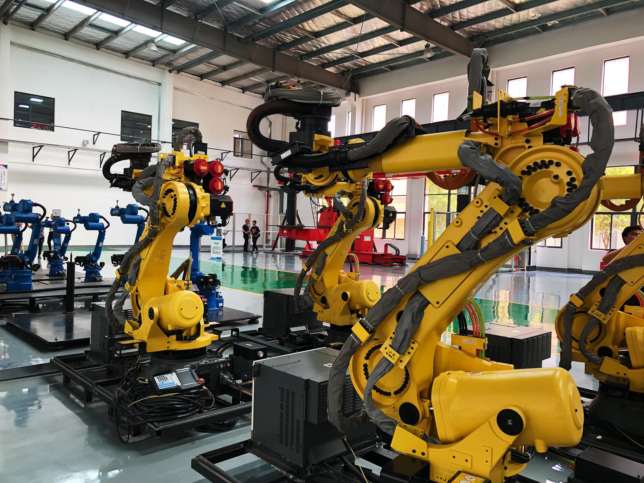 刀刚火辣的湖南人 把智能制造"点着"了