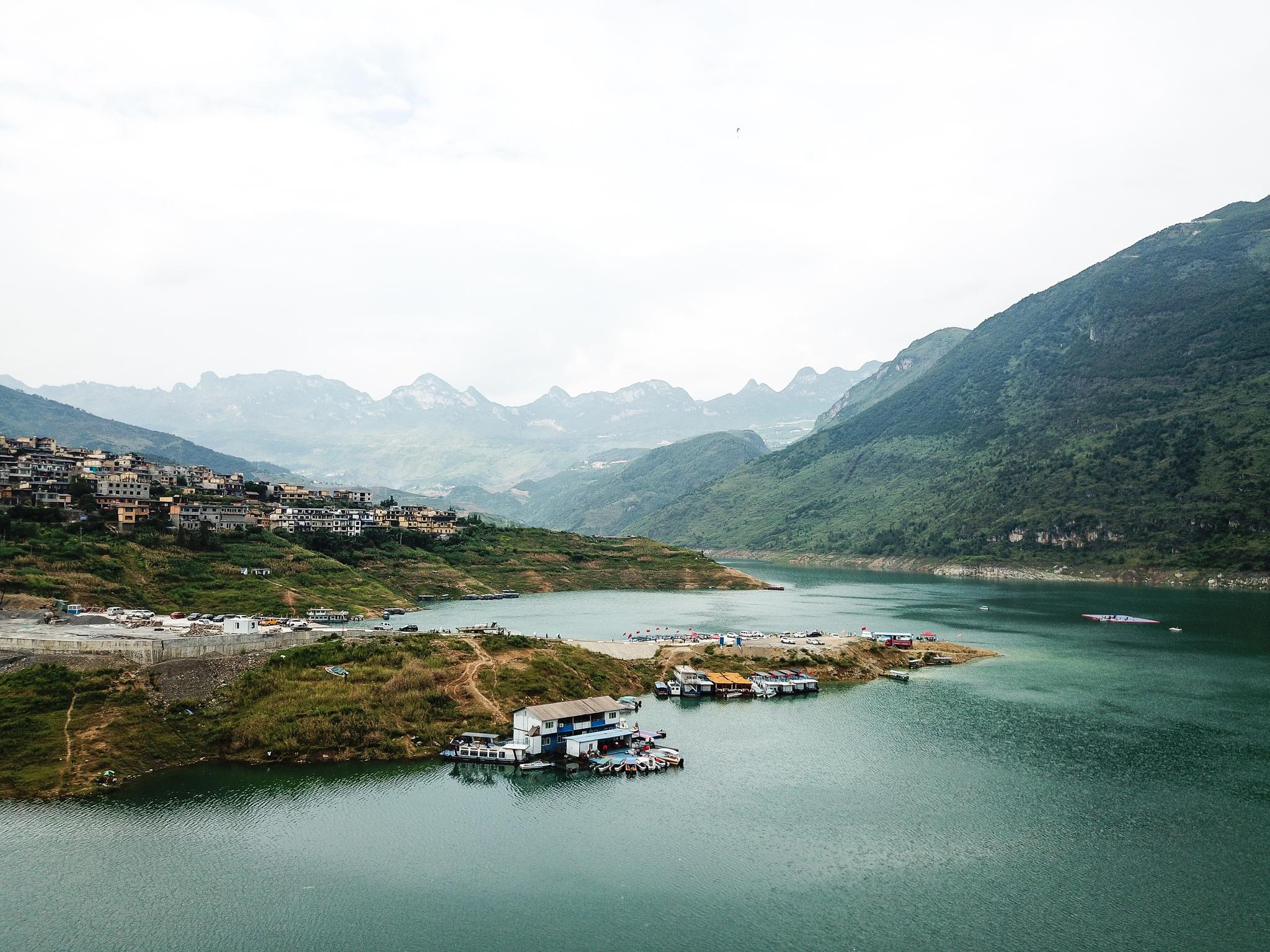 贵州六枝:"体育 旅游"助增收|贵州|牂牁江景区|六枝特区_新浪新闻