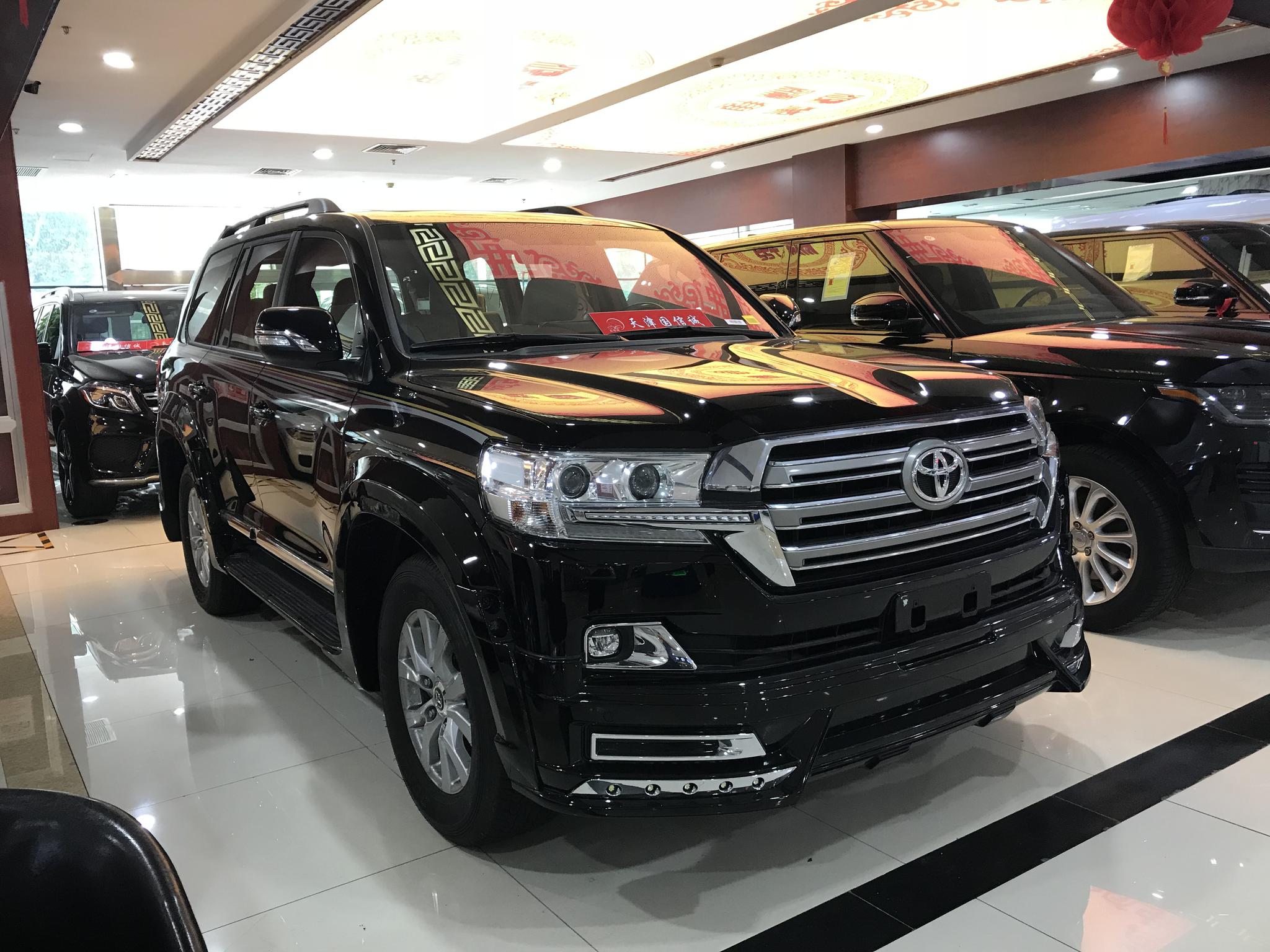 2019款丰田酷路泽4000最新价格温馨体验