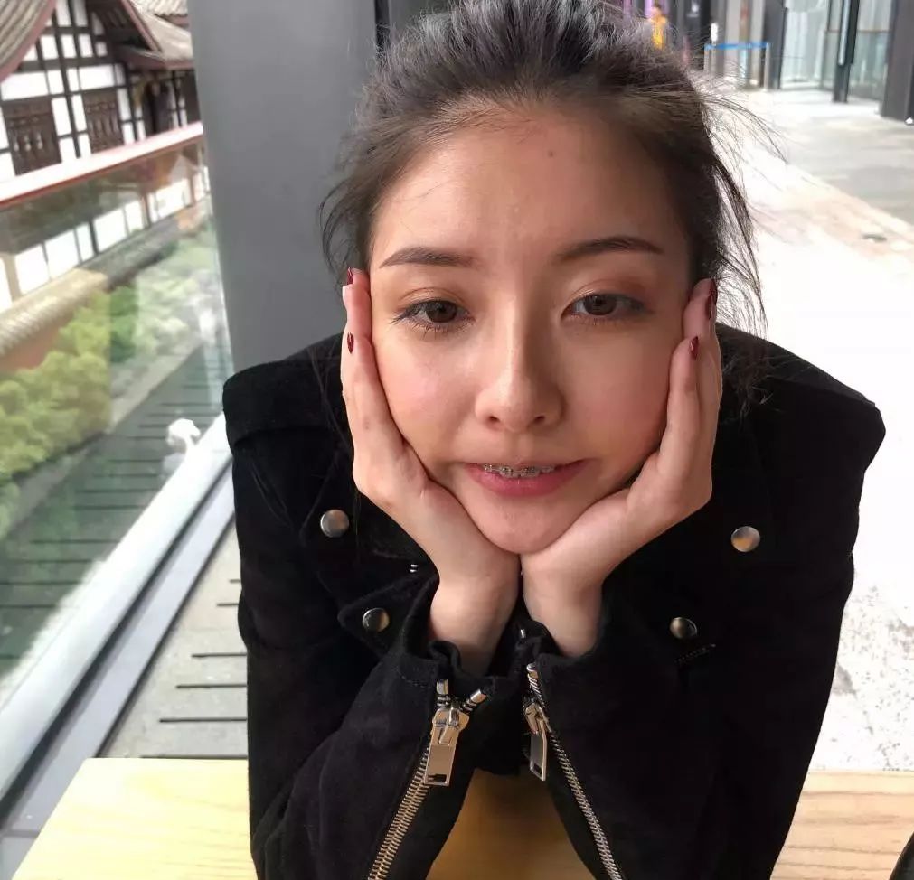 让王思聪和黄子韬争风吃醋,但豆得儿混得为啥没雪梨好?