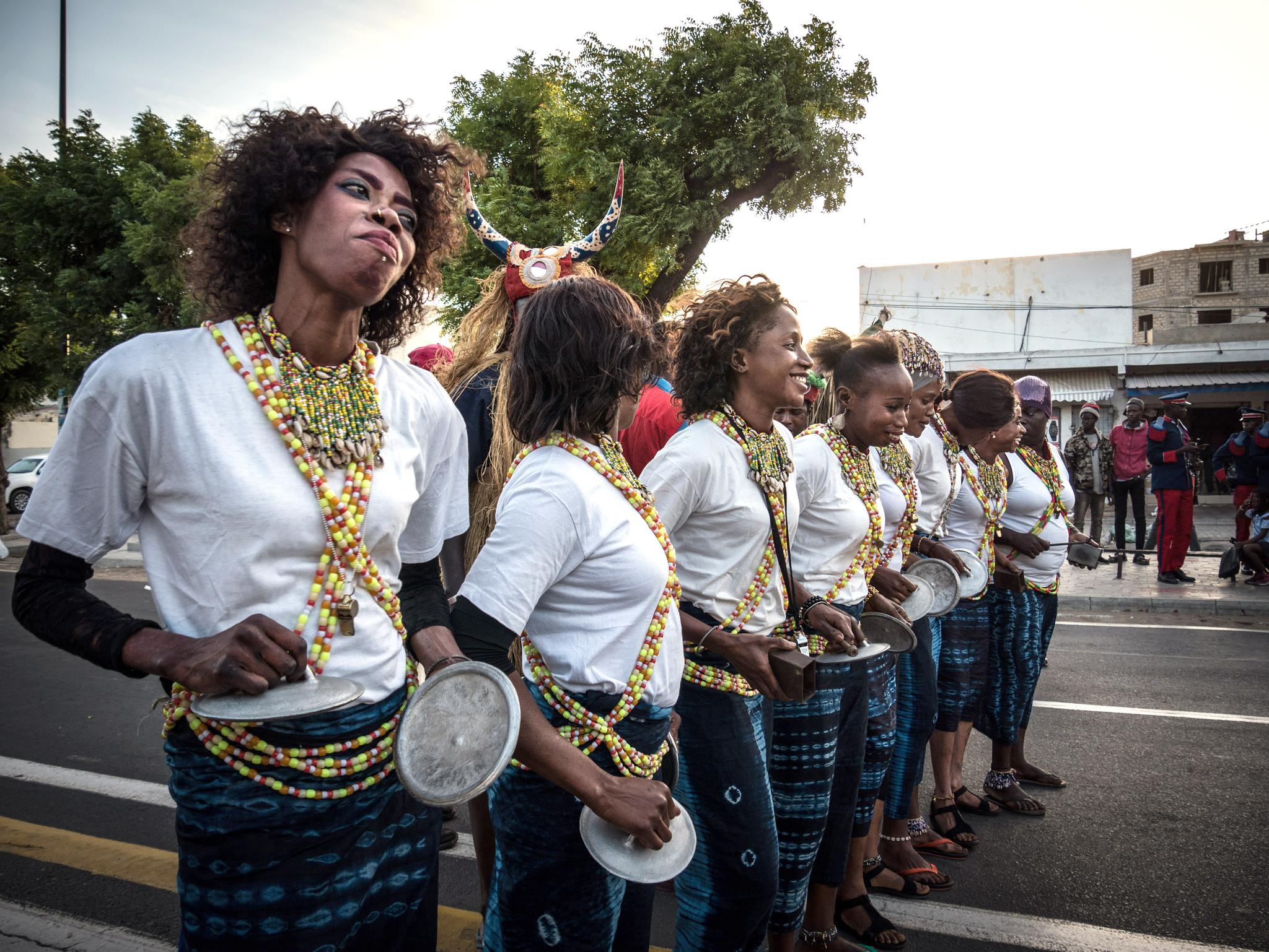 首届塞内加尔狂欢节在达喀尔举行