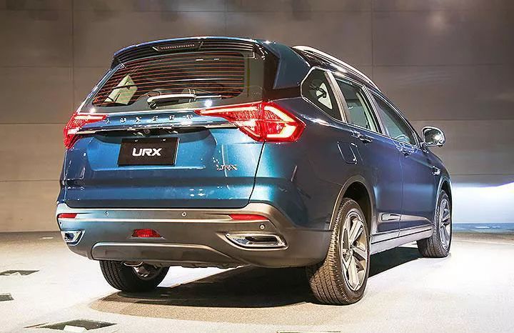 纳智捷全新车型URX亮相 1.8T+6AT