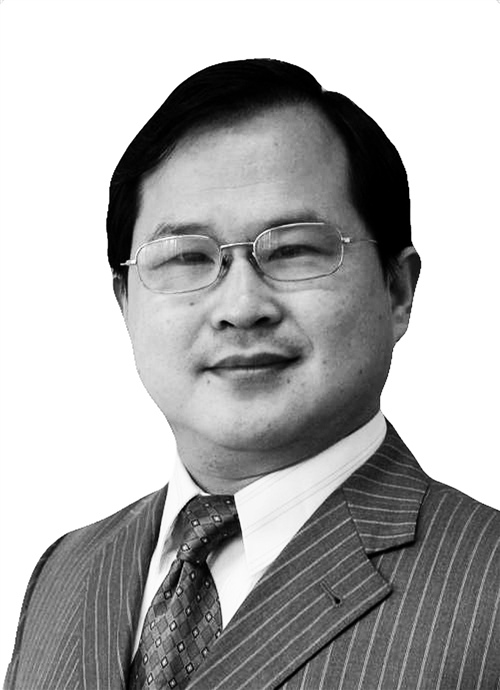 胡 伟(上海市公共政策研究会会长,上海市委党校教授,上海交通大学博导