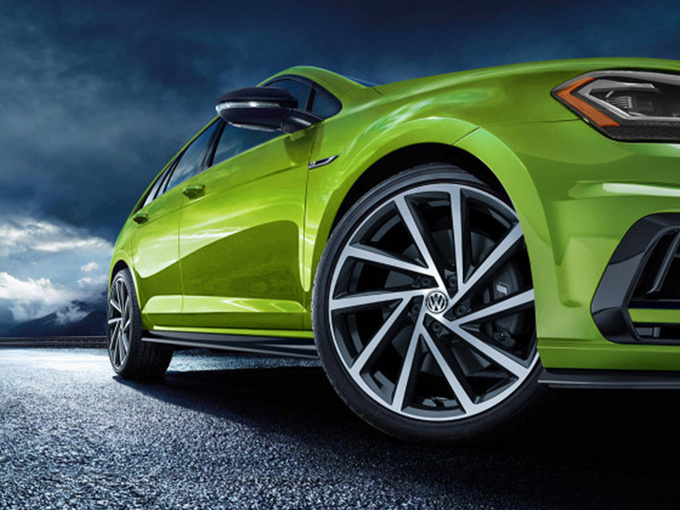 大众高尔夫r增加40款车身颜色 丰富其颜料调色板-新浪汽车