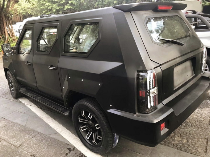 价格50万以上福田拓陆者改装版防弹皮卡实拍