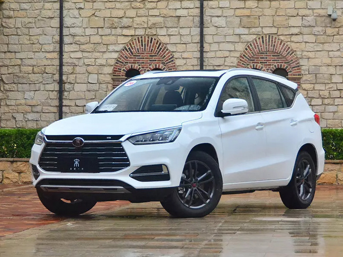 比亚迪全新宋suv最高直降2万顶配售价不到10万