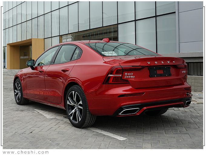 沃尔沃国产全新S60实拍 11月预售2.0T动力超3系