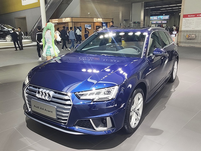 奥迪新款a4旅行版20t发动机34万就能买你还考虑c级15t