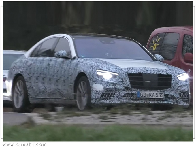 奔驰全新一代S级渲染图 搭2.0T引擎灯组进行调整