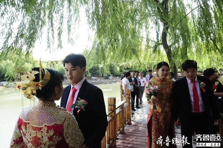 山东高密三胞胎同时结婚，十年前兄弟三人高考考出“连号分”休闲区蓝鸢梦想 - Www.slyday.coM