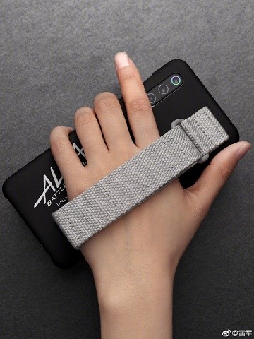 雷军:小米9拥有3999元以内手机最美下巴