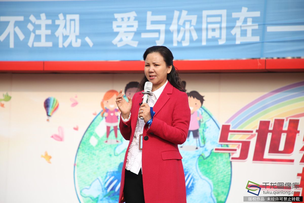 了解自闭症 让"星星的孩子"不再孤单|方静|自闭症|以琳_新浪新闻