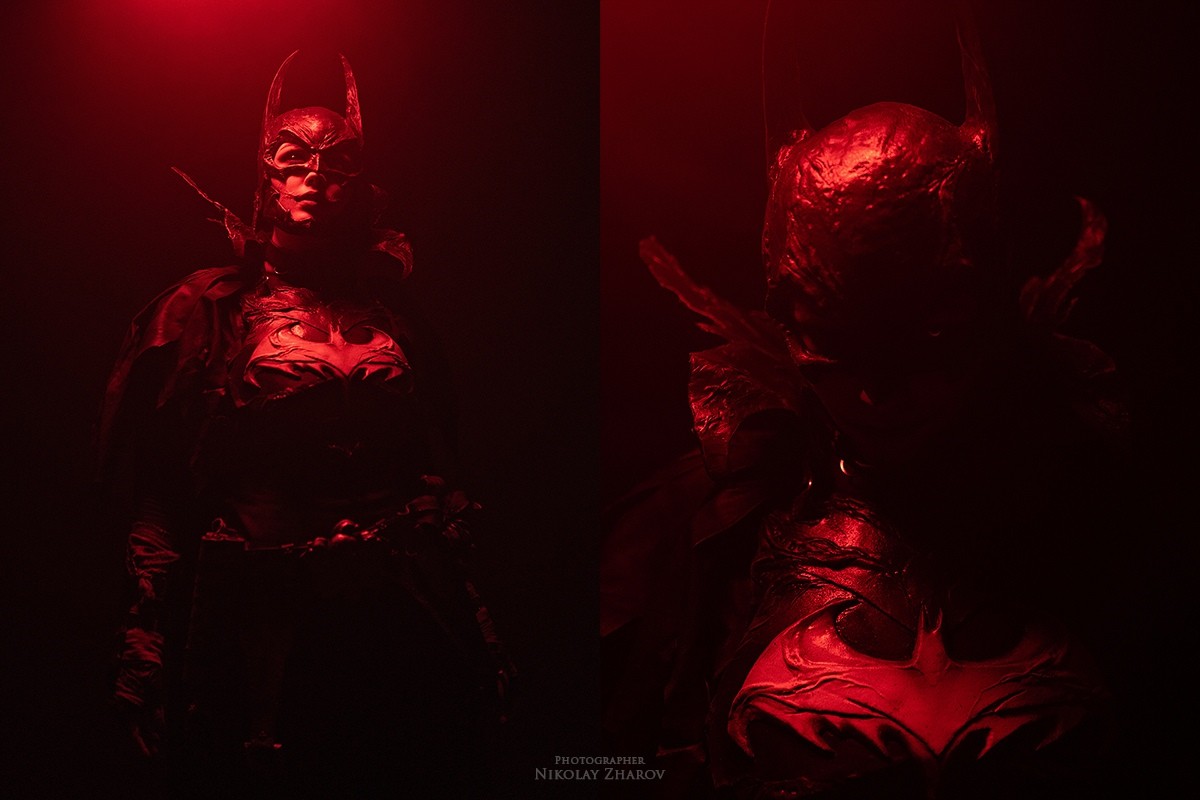 国外妹子cos狂笑之蝠美图 帅气潇洒却又妖艳疯癫