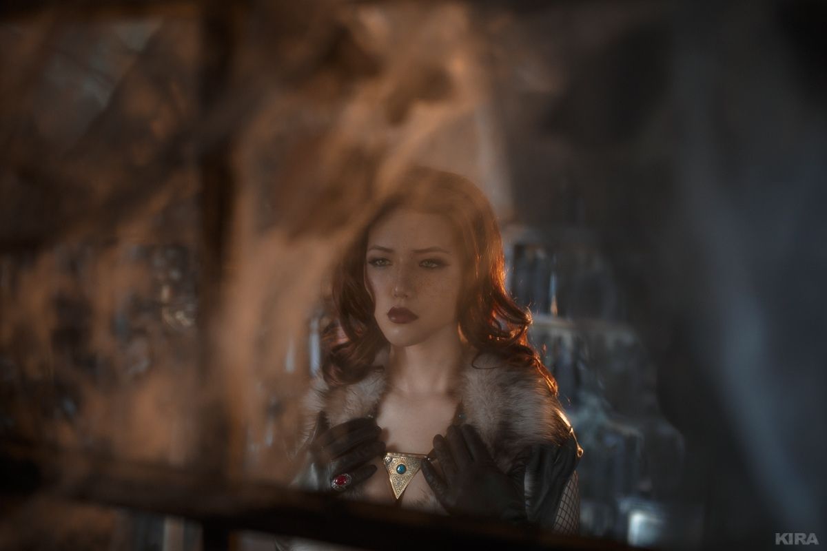 近日俄罗斯coser ladalyumos放出了《巫师》特莉丝cos.