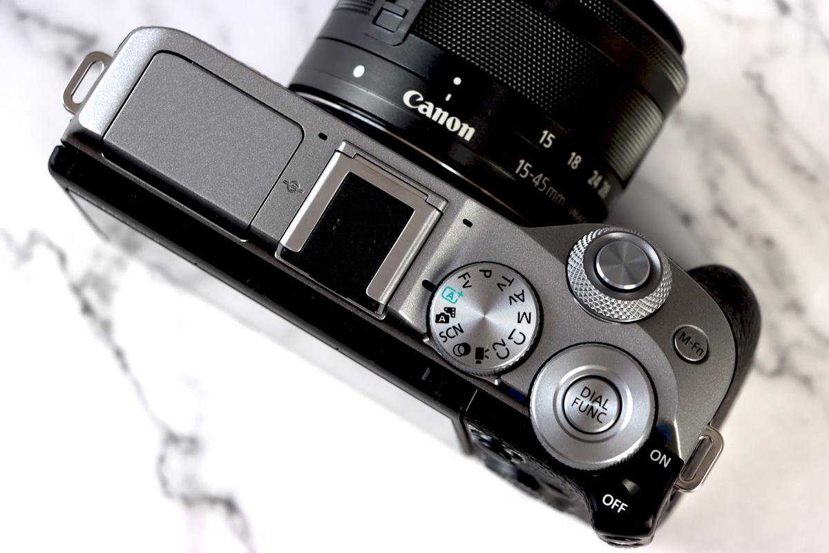 放在口袋里的apsc画幅无反eosm6markii外观图赏