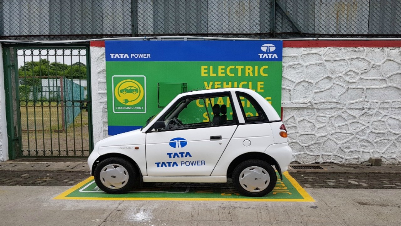  印度塔塔电力有限公司的充电桩 图自印度媒体