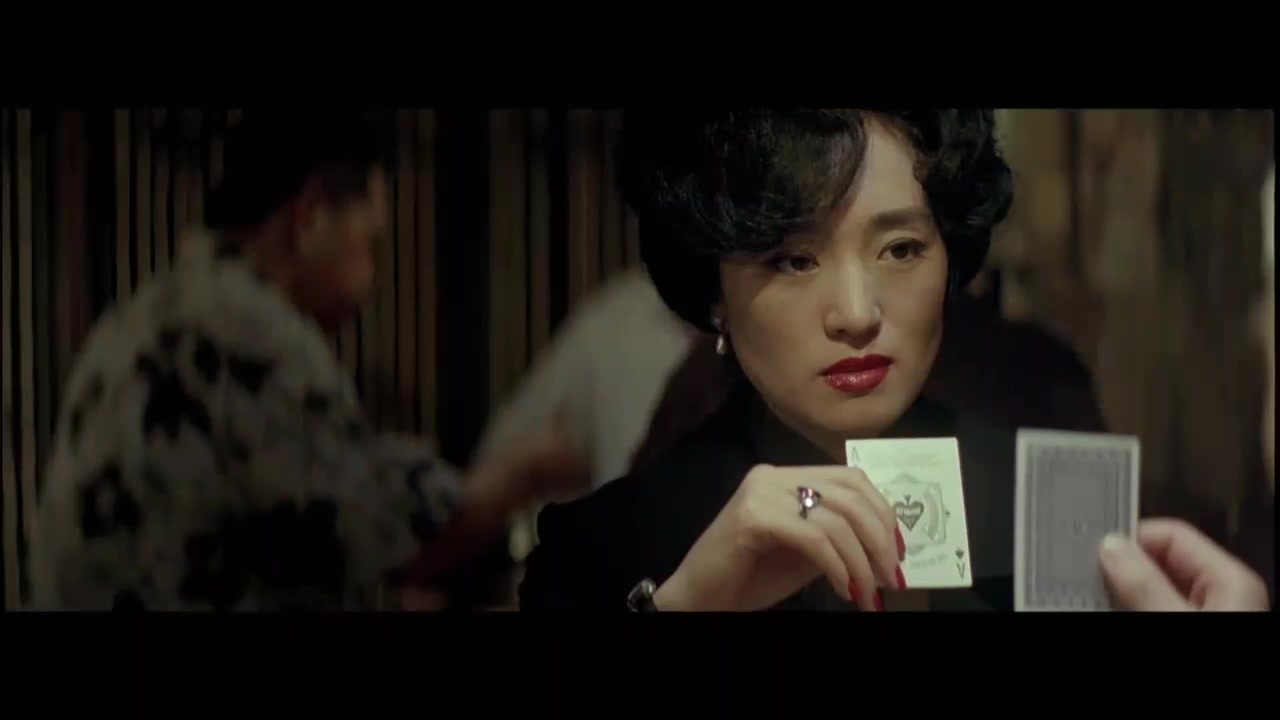 2046梁朝伟巩俐的对手戏巩俐花掉的唇妆让我印象深刻