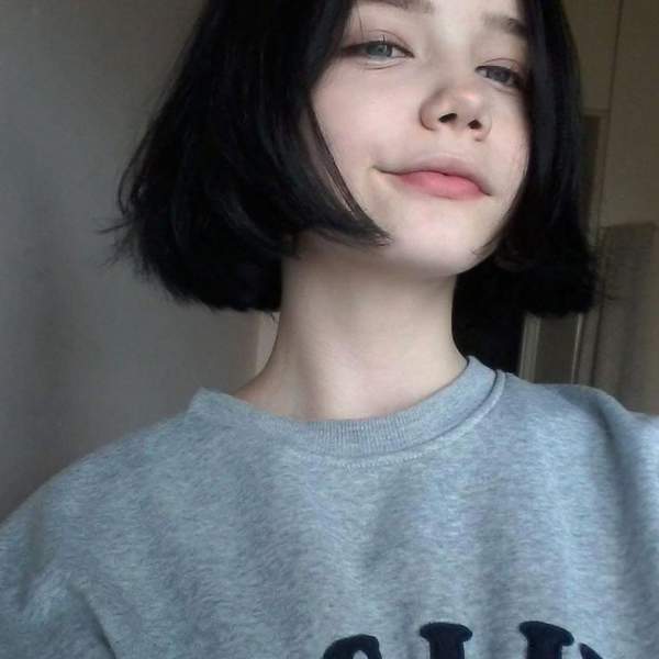 17岁乌克兰混血美少女清纯美照颜值逆天气质高冷