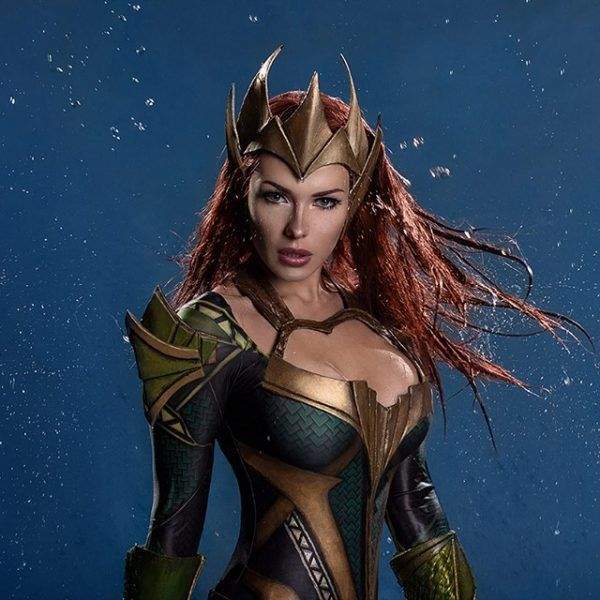 俄罗斯正妹cos海后媚拉 波涛胸涌,眼眸深邃超迷人