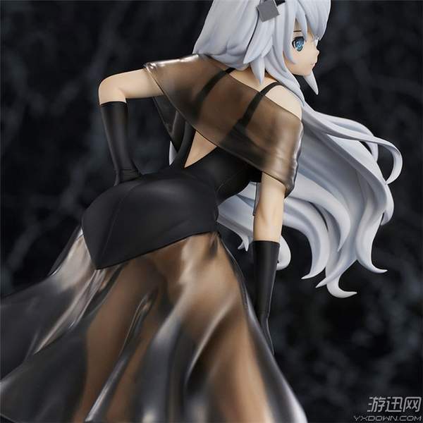 《超次元游戏 海王星》黑色之心手办 妙曼身姿若隐若现
