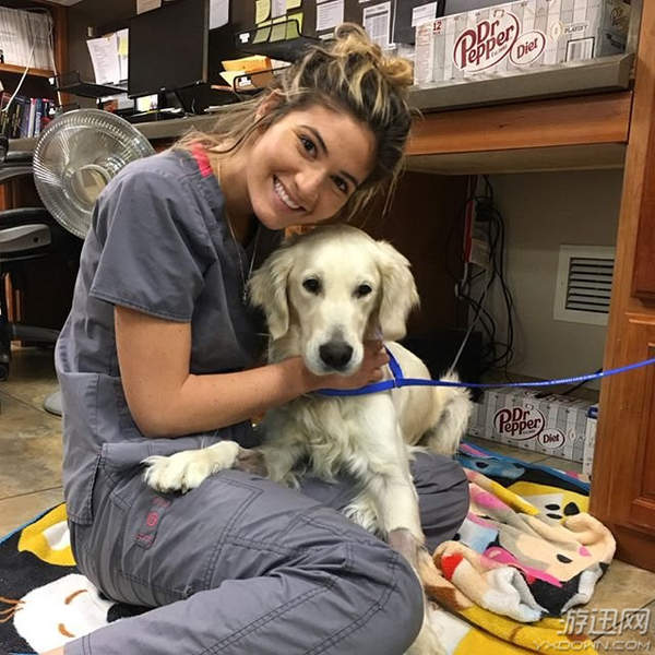 兽医袍下身材火辣到爆 阳光女兽医Shauna福利美照_新浪游戏_手机新浪网