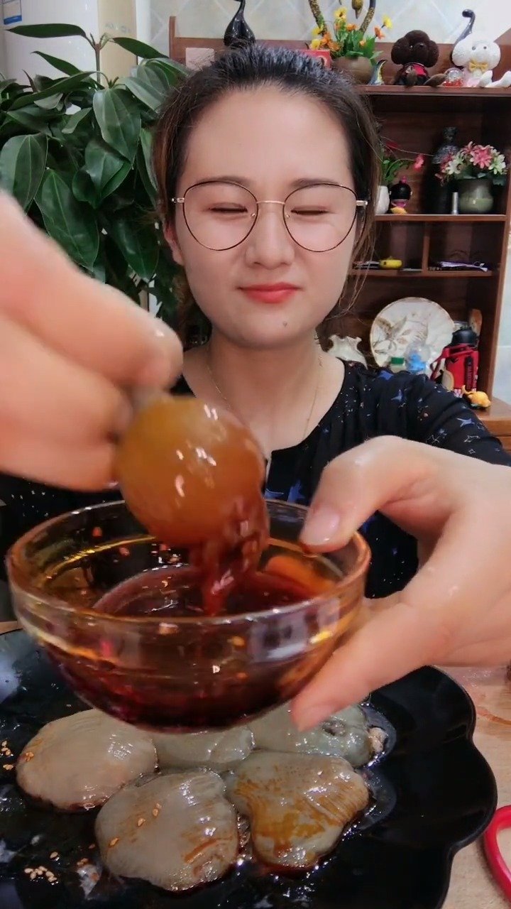 海葵生吃 吃播 吃货姐姐 手机新浪网 海葵生吃 吃播 吃货姐姐 手机新浪网