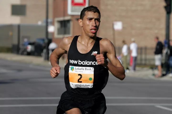 近20年世界男子马拉松成绩排行榜,从5人跻身前