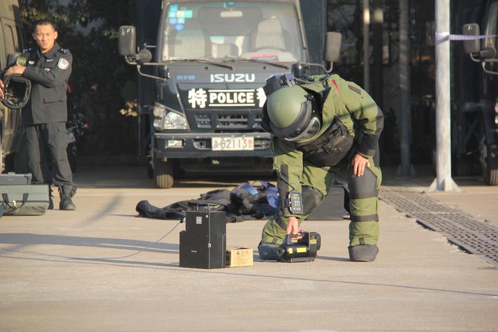 爆破工兵成为排爆特警,排爆58场拆弹上千颗