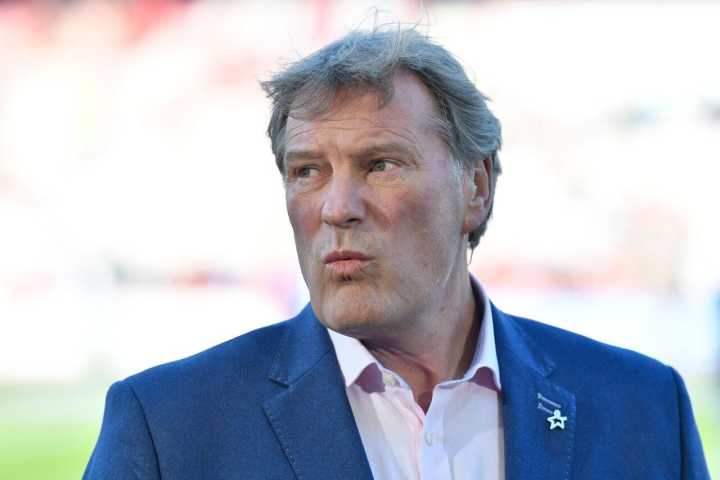 前英格兰主帅霍德尔出院,目前正在家中休养|霍德尔|英格兰|格伦_新浪