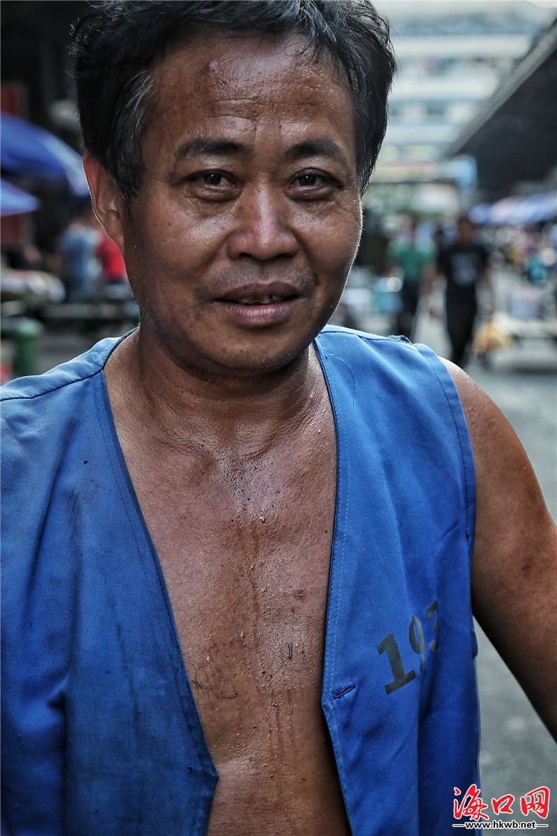 群像人力车夫南北水果市场里的守望者