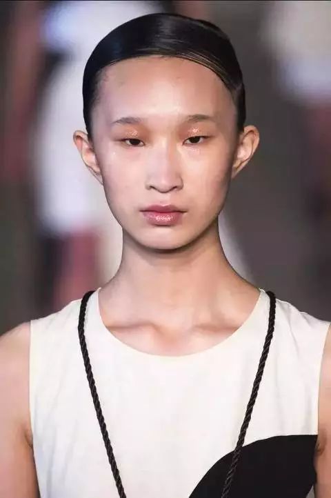到底是审美差异还是丑化中国人?