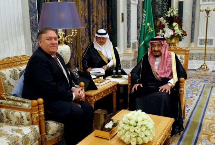 沙特国王会见美国国务卿蓬佩奥