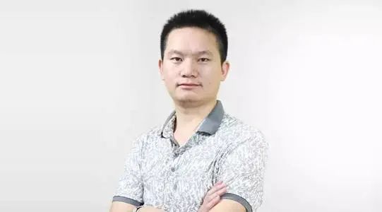 肖四清而之所以孙伯荣要"撂挑子",主要还是因为他自身的资金链紧张