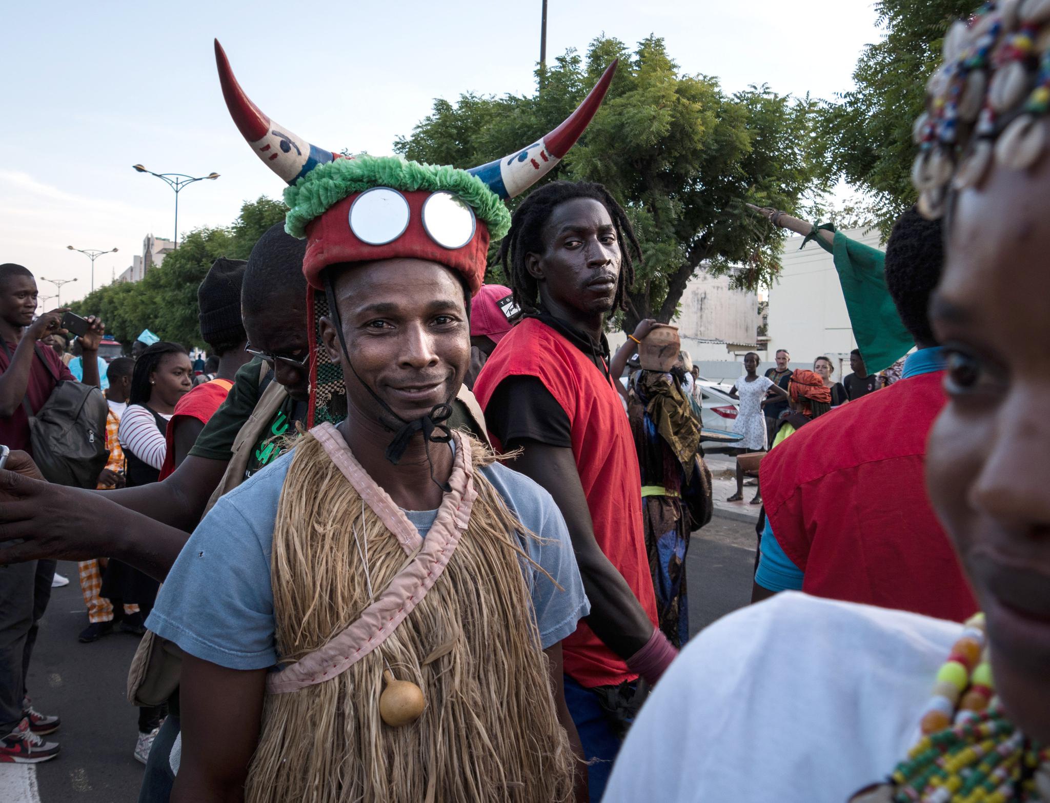 首届塞内加尔狂欢节在达喀尔举行