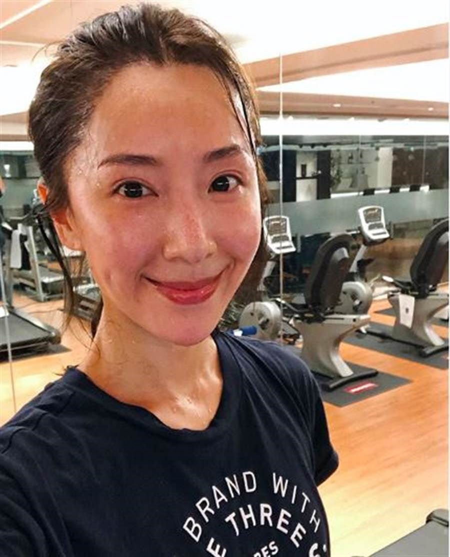 39岁隋棠运动爆汗现全素颜 网友:打趴很多女星