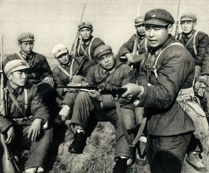 1964年中国全军大比武,40秒速射百发百中,全是高手!