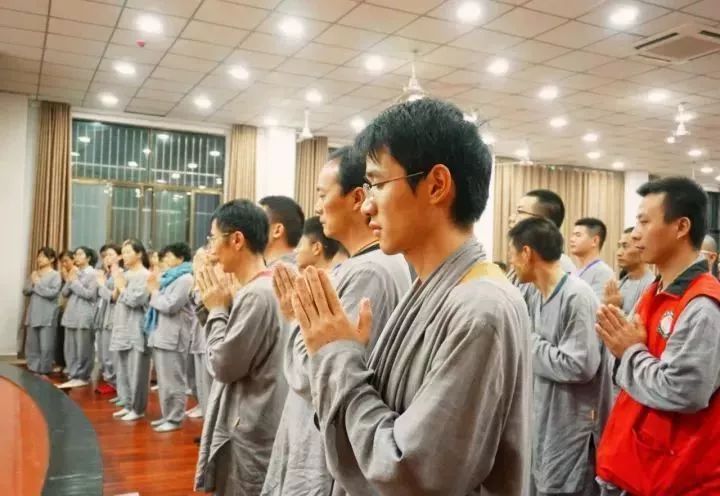 栖霞寺征集短期出家,不限男女,无需剃度,7天食宿全免!