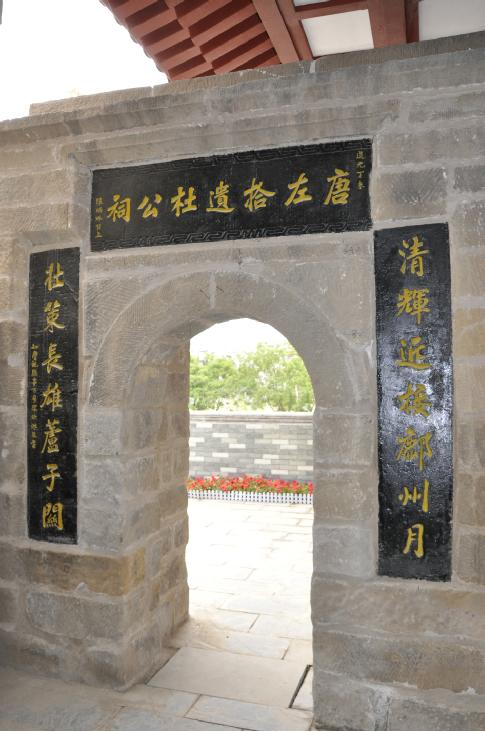 极简还是浮夸?今年的月饼包装你站哪一队