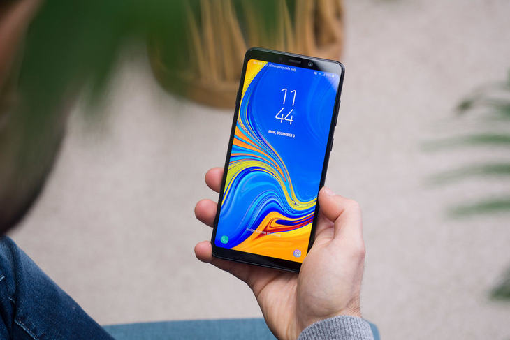 三星 Galaxy A系列又添新成员!A30\/A50真机谍