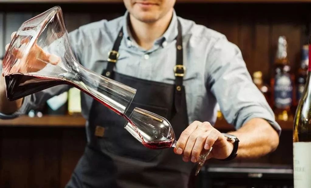 校园侍酒师是什么成为校园侍酒师需要哪些技能