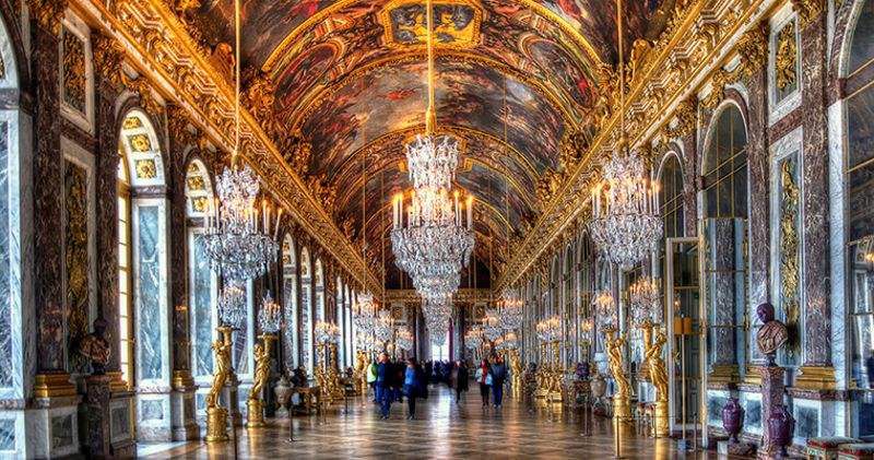金碧辉煌的凡尔赛宫